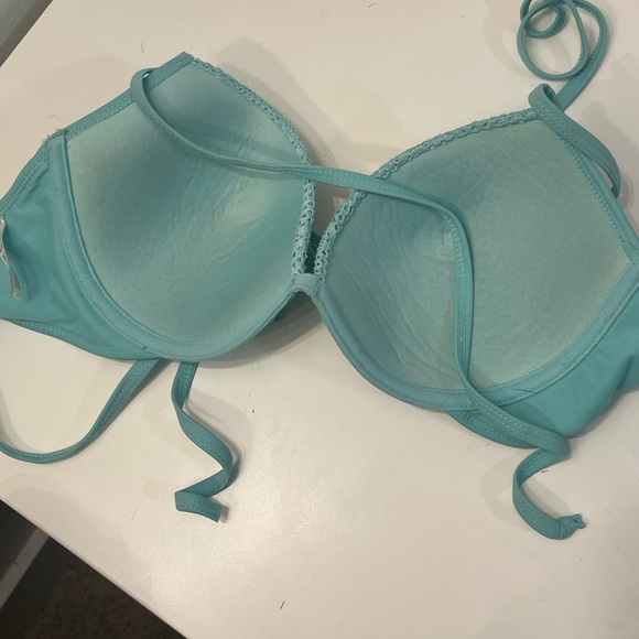 Bikini top !! - Picture 5 of 8